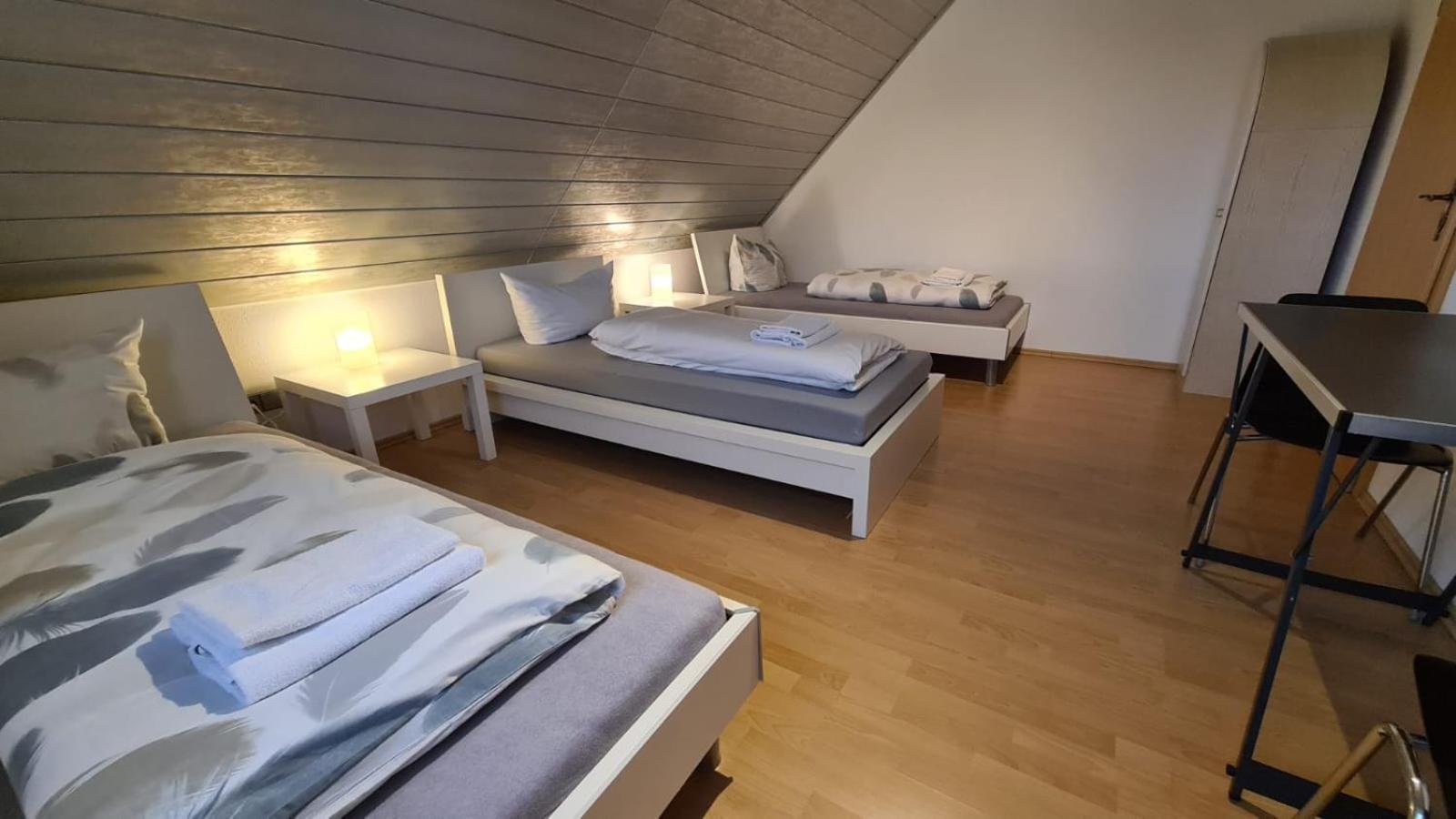 Schlafzimmer 1 Mit Top Aussicht Ueber Weilstetten Balingen Esterno foto
